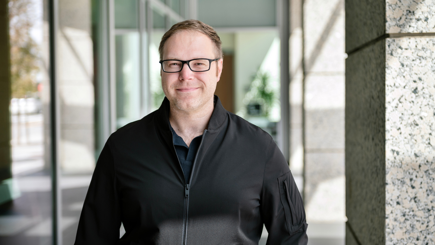 Magnus Hoffmann outside Gladstone Institutes