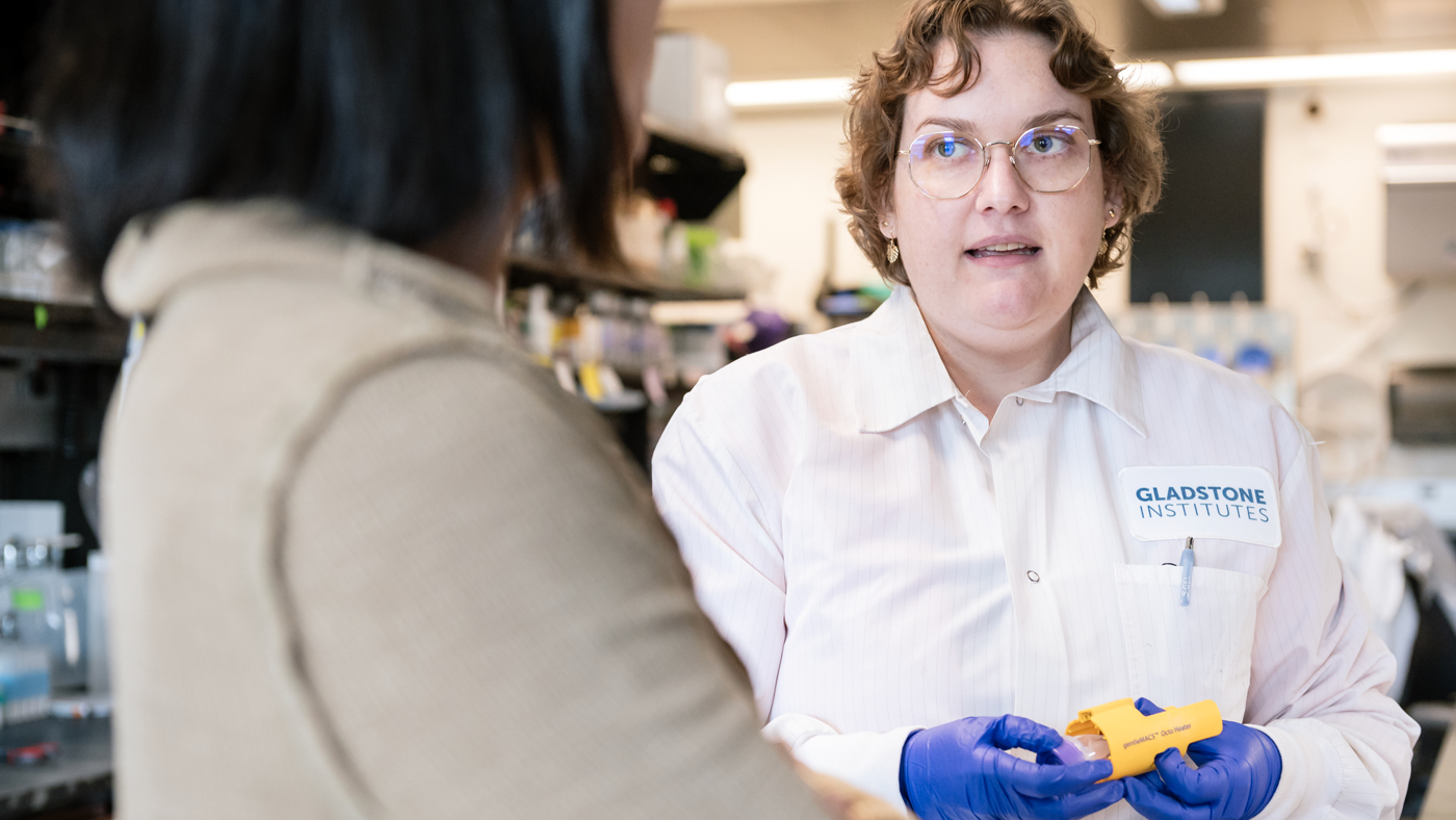 Ashley George in the lab at Gladstone Institutes