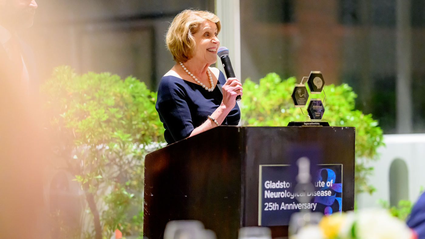 Dagmar Dolby speaks at a reception for the 25th anniversary of the Gladstone Institute of Neurological Disease