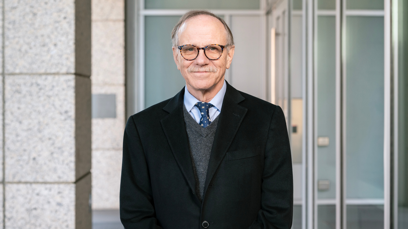 Rusty Gage, winner of the 2024 Ogawa-Yamanaka Stem Cell Prize ceremony, poses in front of Gladstone Institutes.