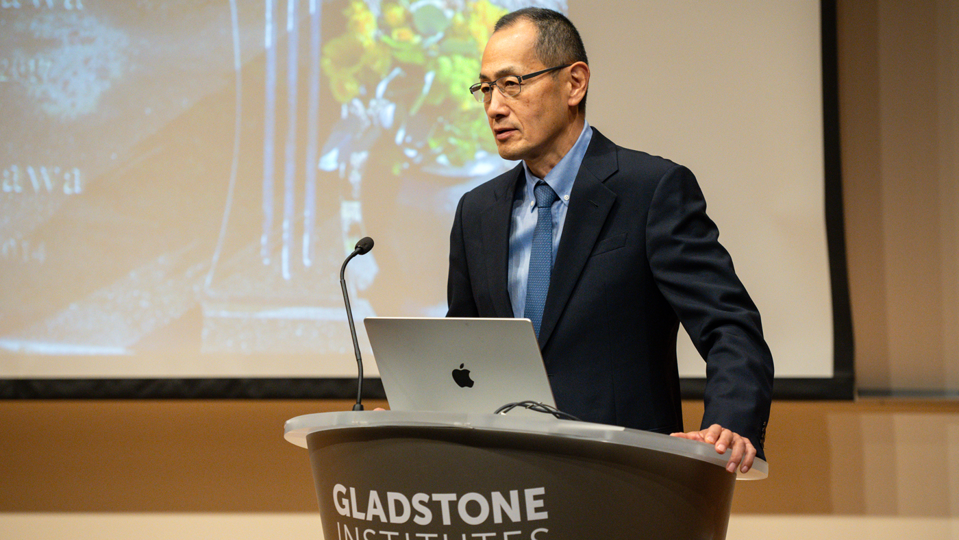Gladstone Investigator Shinya Yamanaka speaking at the 2023 Ogawa-Yamanka Stem Cell Prize Ceremony